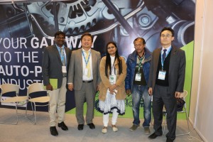 2016  Wevio India (New Delhi) - Green Car - Auto Expo (303)