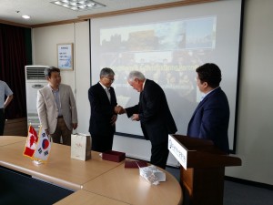 Wevio - Canada buyer visited Korea for consultation  (11)