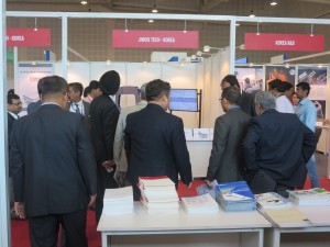 2014 Wevio India (Gujarat) - Eco-friendly transportation machine - Gujarat Motor Show (608)