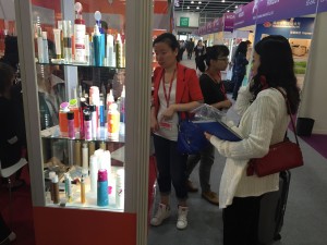 2015 Wevio Hong Kong - Economic Cooperation Rights (Haisol) COSMOPROF (64)