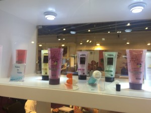 2015 Wevio Hong Kong - Economic Cooperation Rights (Haisol) COSMOPROF (85)