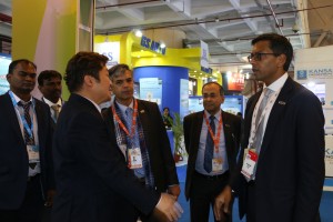 2016  Wevio India (New Delhi) - Green Car - Auto Expo (139)