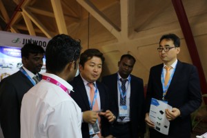 2016  Wevio India (New Delhi) - Green Car - Auto Expo (142)