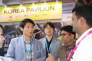 2016  Wevio India (New Delhi) - Green Car - Auto Expo (168)