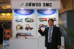 2016  Wevio India (New Delhi) - Green Car - Auto Expo (176)