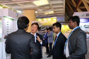 2016  Wevio India (New Delhi) - Green Car - Auto Expo (182)