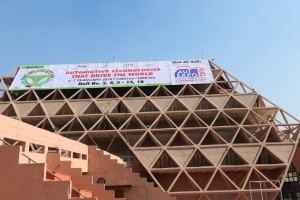 2016  Wevio India (New Delhi) - Green Car - Auto Expo (203)