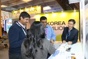 2016  Wevio India (New Delhi) - Green Car - Auto Expo (221)