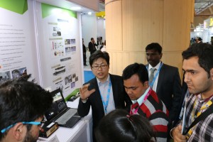 2016  Wevio India (New Delhi) - Green Car - Auto Expo (229)