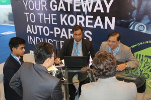 2016  Wevio India (New Delhi) - Green Car - Auto Expo (267)