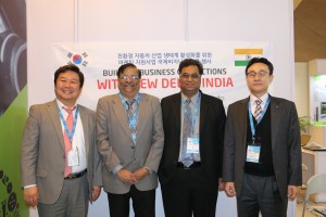 2016  Wevio India (New Delhi) - Green Car - Auto Expo (275)