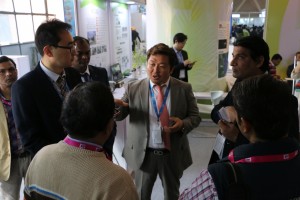 2016  Wevio India (New Delhi) - Green Car - Auto Expo (276)