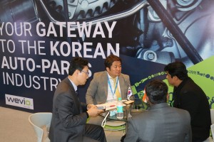 2016  Wevio India (New Delhi) - Green Car - Auto Expo (298)