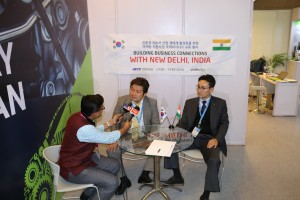 2016  Wevio India (New Delhi) - Green Car - Auto Expo (306)